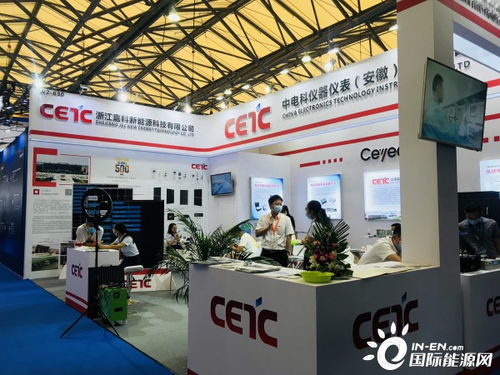 燃爆現(xiàn)場(chǎng) 當(dāng)教育科技遇上71家光伏企業(yè)，SNEC展會(huì)閃耀跨界創(chuàng)新之光